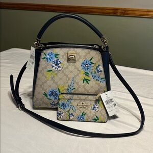 Kate Spade Navy Trim with  Floral design  Crossbody with matching wallet. NWT